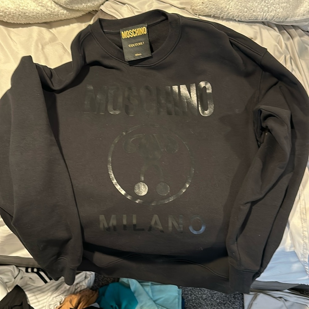 moschino black crewneck sweatshirt